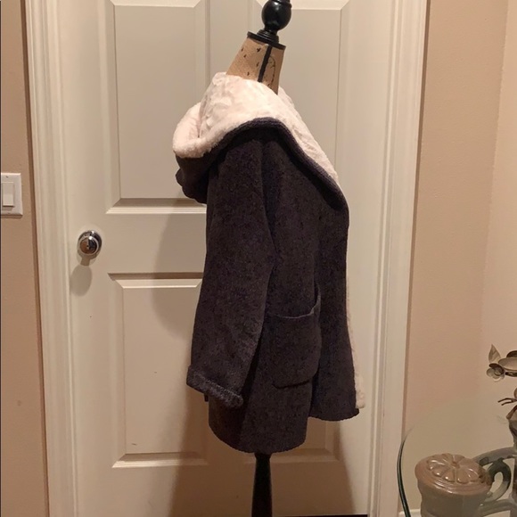 LUSH Grey Chenille and faux fur sweater co… - Picture 4 of 8